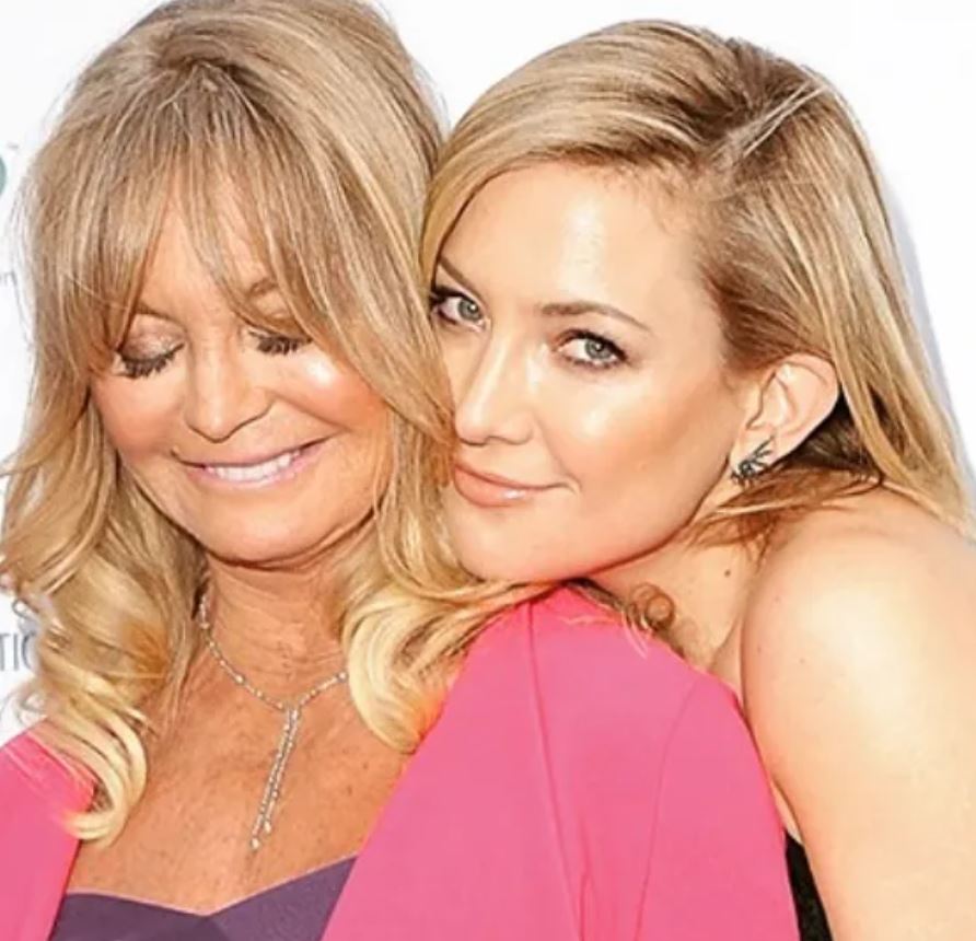 Fans call Goldie Hawn, 78, ‘gly’ in swimsuit photos, Kurt Russell defends her, says she’s beautiful