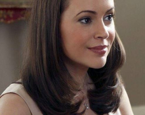 Alyssa Milano, 52, Leaves Nothing To Imagination, Try Not To Gasp
