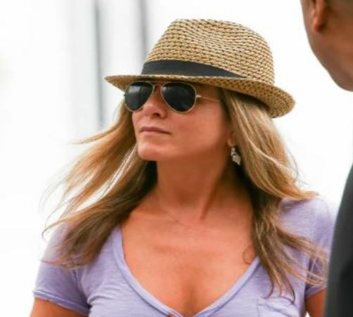 Jennifer Aniston Catches Attention With Her Unexpected Look on Set
